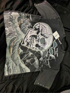 PJMARK Rise from the ashes graphic black tee size medium brand new with tags